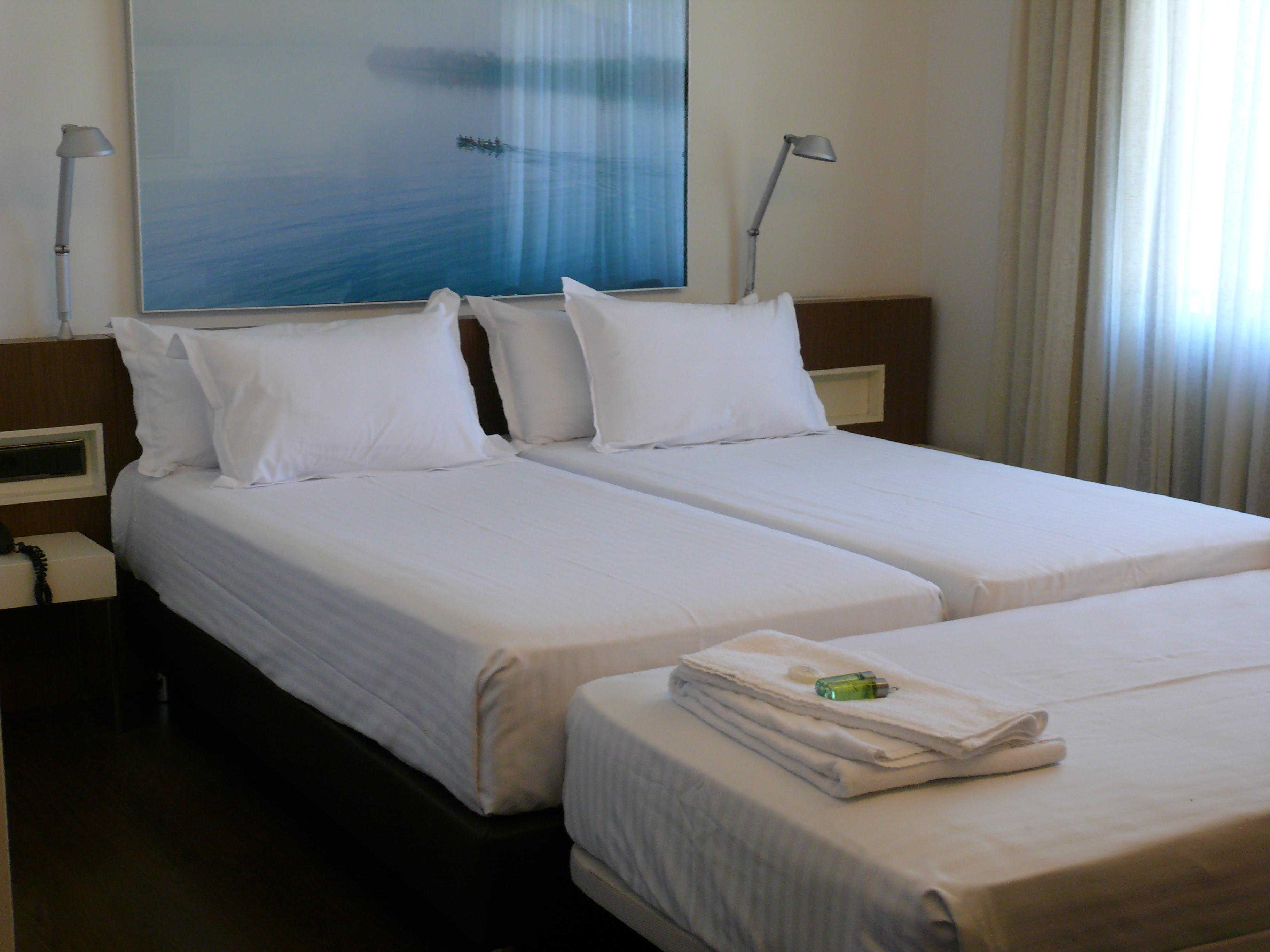 Hotel Los Angeles Guarnizo Zewnętrze zdjęcie