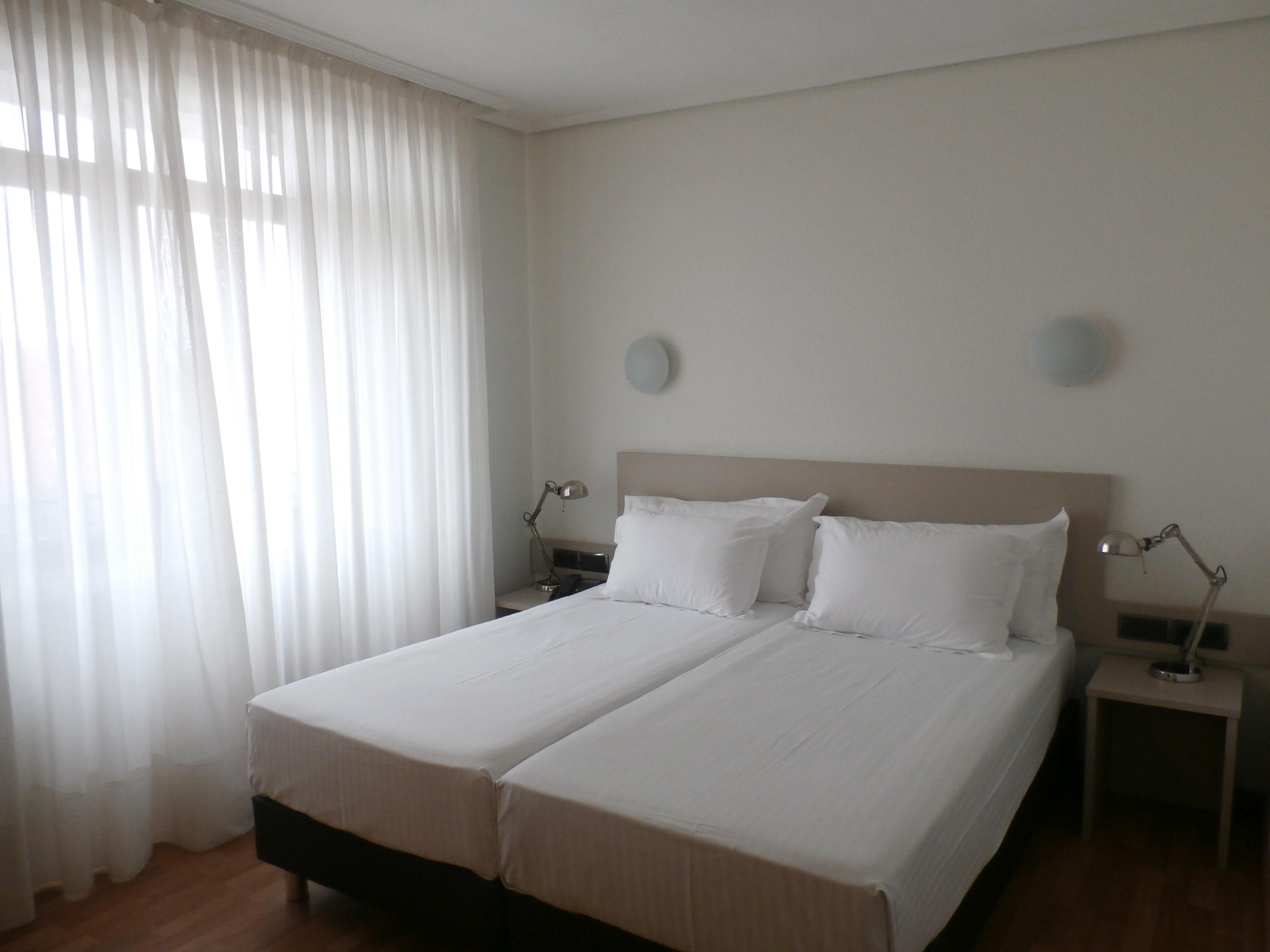 Hotel Los Angeles Guarnizo Zewnętrze zdjęcie