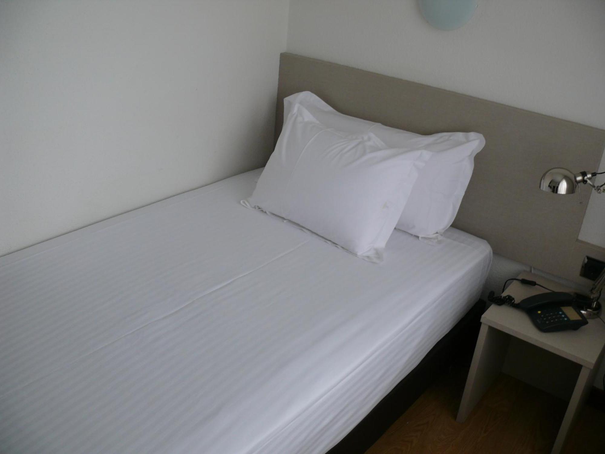 Hotel Los Angeles Guarnizo Zewnętrze zdjęcie
