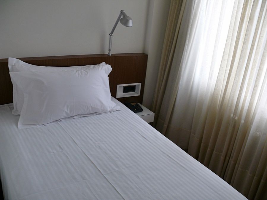Hotel Los Angeles Guarnizo Zewnętrze zdjęcie