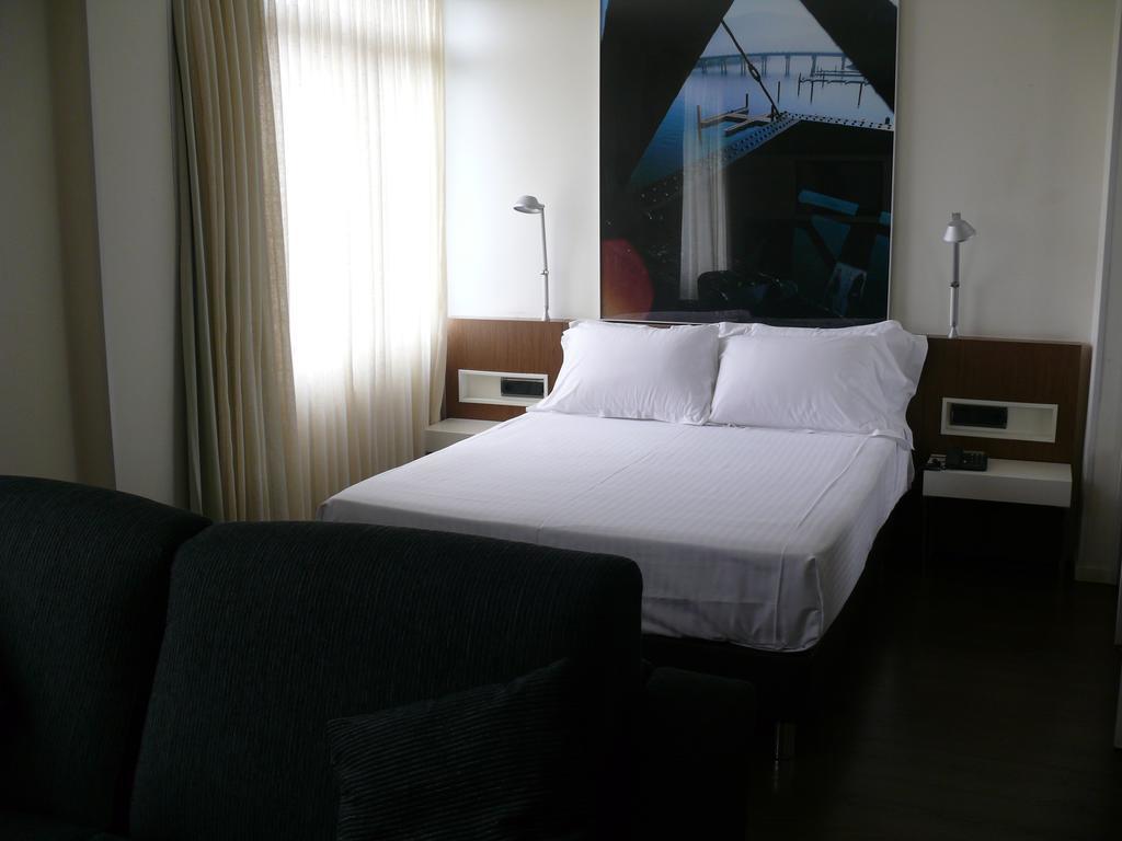 Hotel Los Angeles Guarnizo Zewnętrze zdjęcie